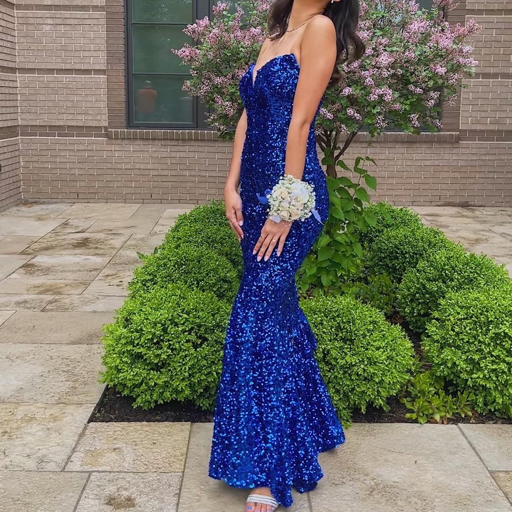 BLUE PROM DRESS